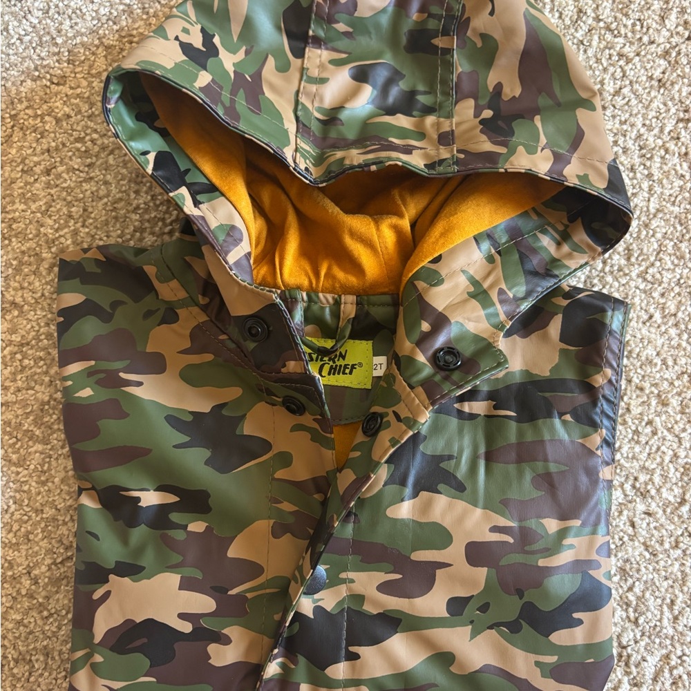 Camouflage Hooded Jacket